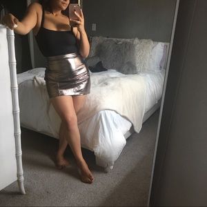 ABERCROMBIE & FITCH | Metallic Mini Skirt